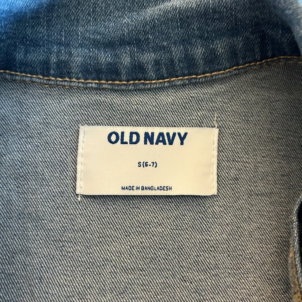 Old Navy Kids Blue Denim Trucker Jacket Size S 6-7 Junipero Medium Wash Stretch